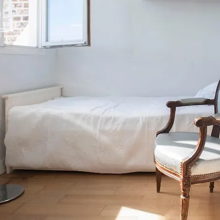 Beautiful Flat Near Parc Monceau * Paris